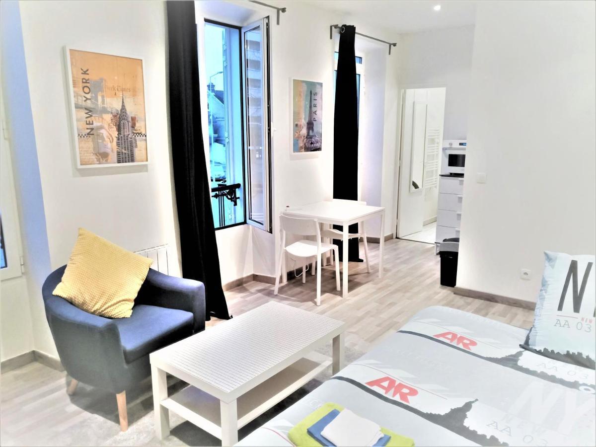Appartement Proche Centre Ville, Gare Et Autoroute Melun Buitenkant foto