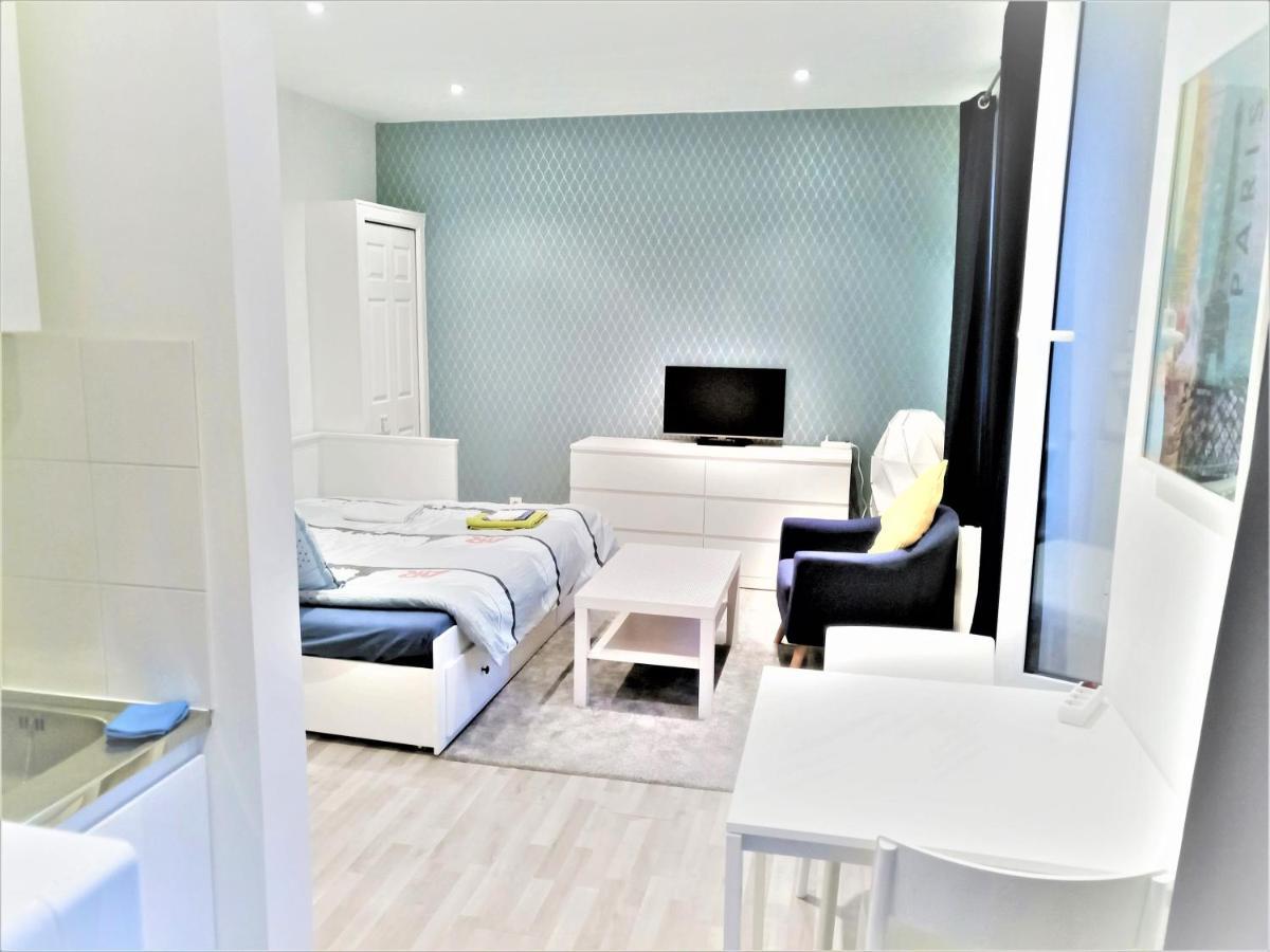 Appartement Proche Centre Ville, Gare Et Autoroute Melun Buitenkant foto